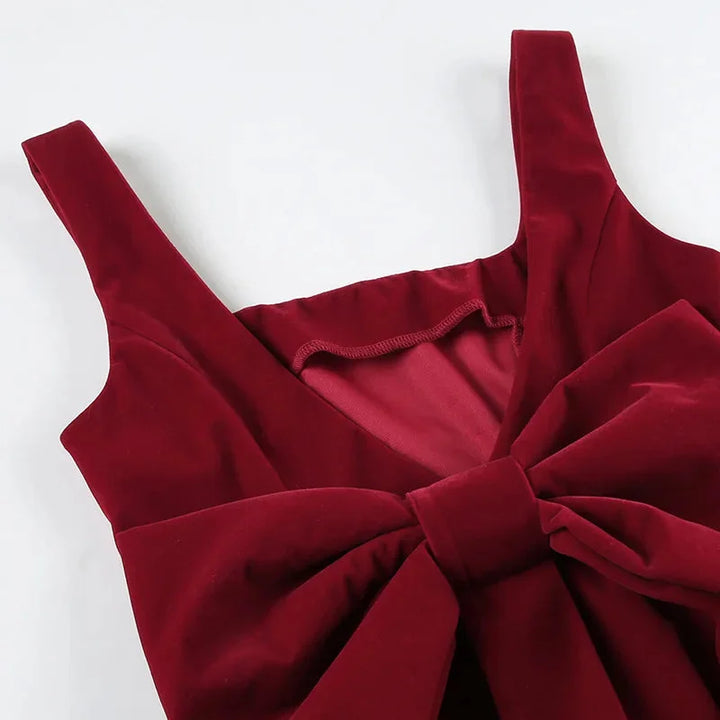 Zingj Red Backless V Cut Bow Mink Dress-Outfit Ideas